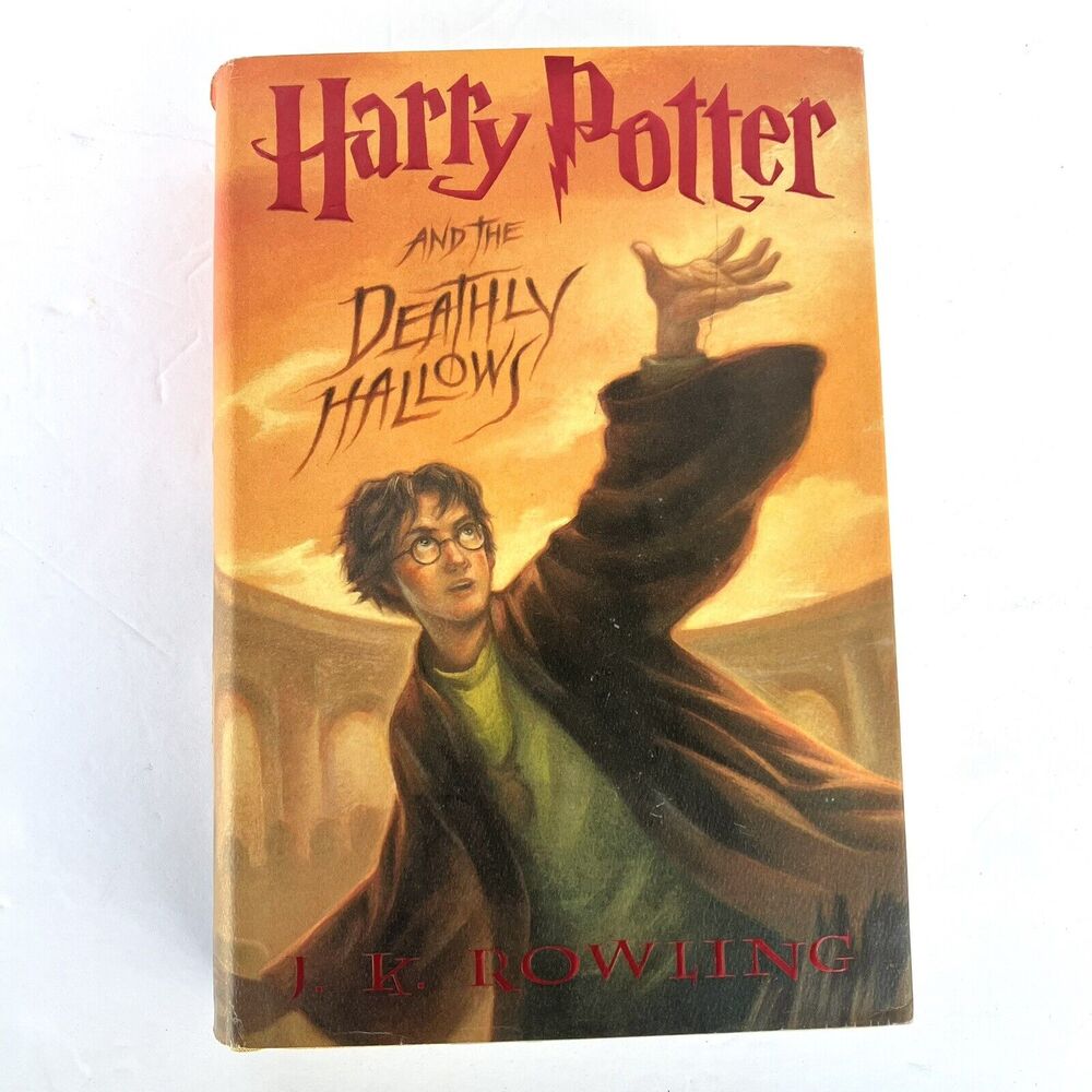 Harry Potter & The Deathly Hallows Hardcover 2007 First Edition 1st Print